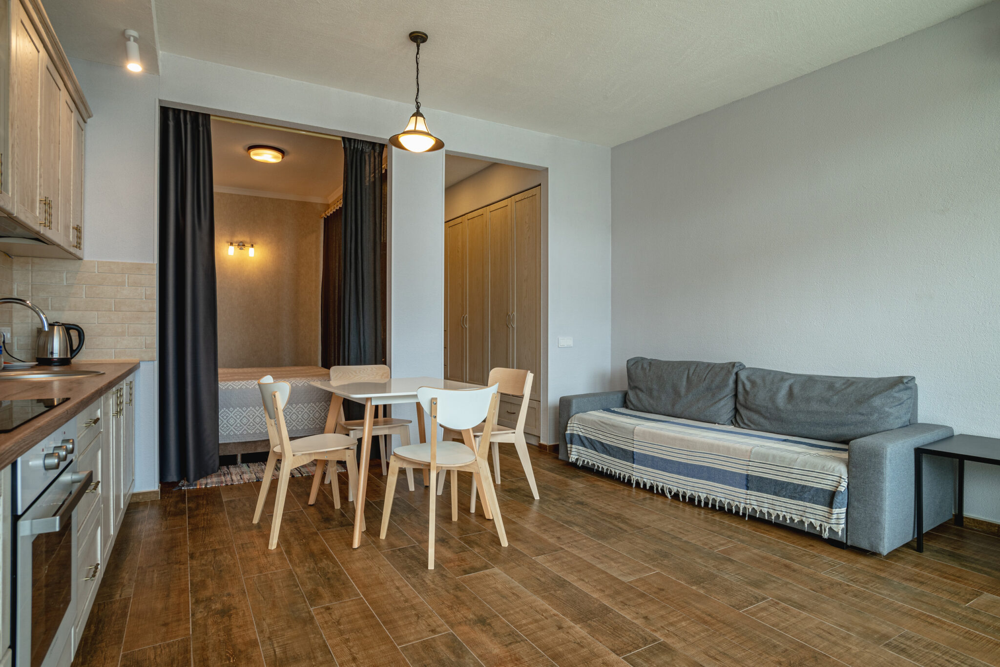 Апартаменты комфорт 2-местные с отдельным входом 