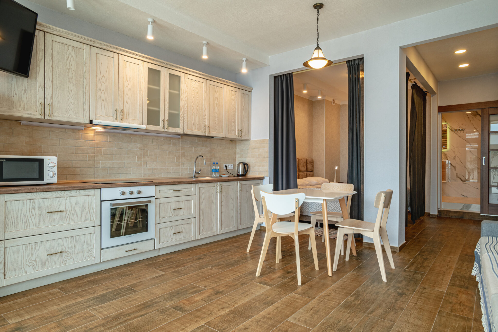 Апартаменты комфорт 2-местные с отдельным входом 